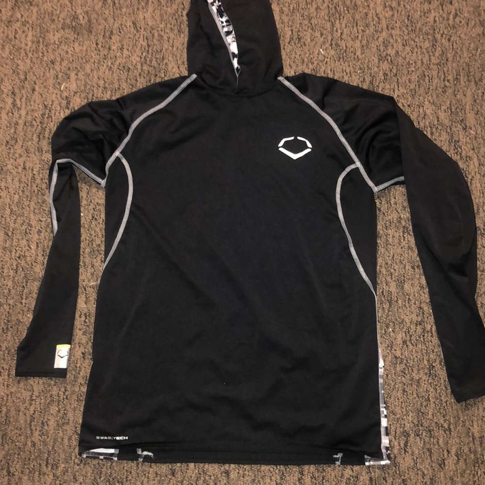 Evoshield dri fit hoodie.
